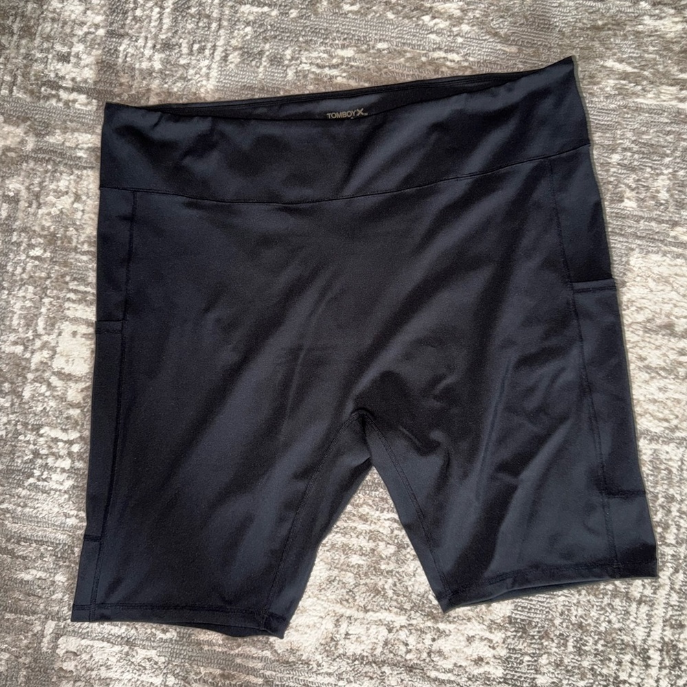 TomboyX Black Bike Shorts with Wide Waistband- 💥BNWOT💥
